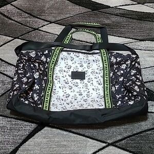 Victoria’s Secret Pink Duffle Bag